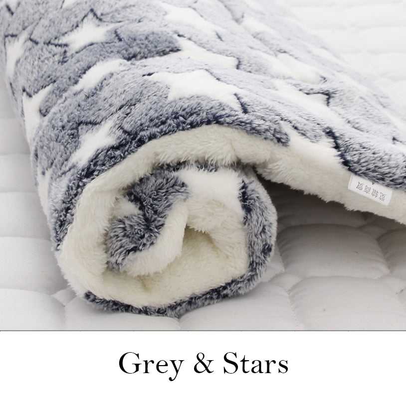 Plush Pet Blanket – Cushion for Dogs & Cats